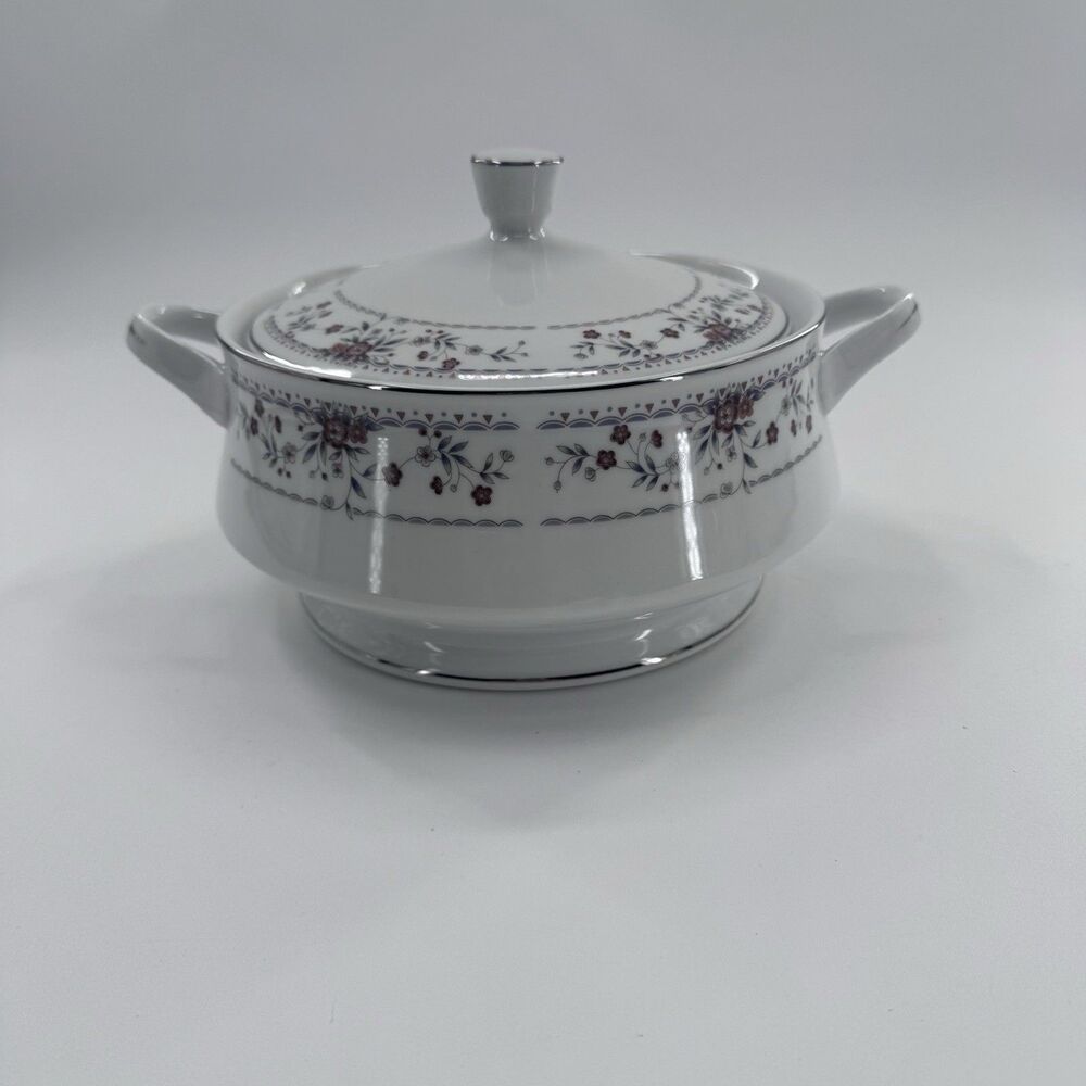 Vintage Claremont Fine Porcelain China Covered Serving Bowl 8x5.5 Japan Floral